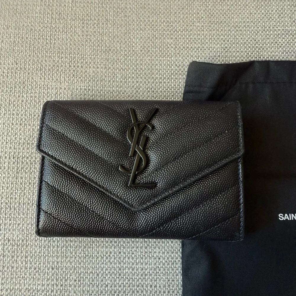 Saint Laurent Textured Black Wallet - Picture 2 of 9